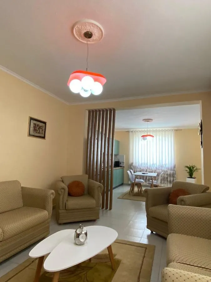 Guest House Tiran 0*,  Arnavutluk
